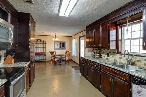 909 Miller County 18, Texarkana, AR, 71854-0901 | Card Image