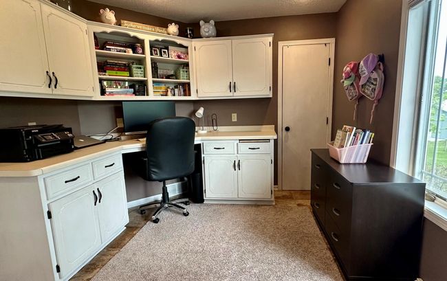 Main level - second bedroom with built-ins | Image 15