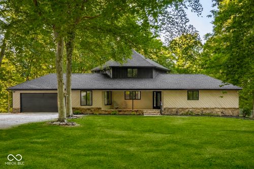 365 Beech Dr, Nashville, IN, 47448 | Card Image