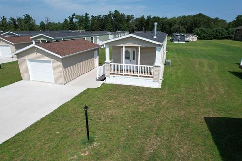 622 Vandervort St, Tomah, WI, 54660-3200 | Card Image