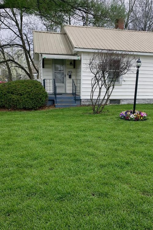 1018 S 25th St, Mount Vernon, IL, 62864-3128 | Card Image