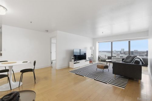 unit-25j-300 Riverfront Dr, Detroit, MI, 48226-4585 | Card Image
