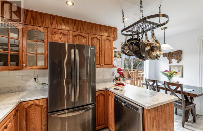 7 Main Rd, House other with 2 bedrooms, 3 bathrooms and null parking in Blaketown NL | Image 11