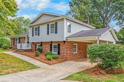 4816 Welwyn Rd, Winston-Salem, NC, 27104-1522 | Card Image