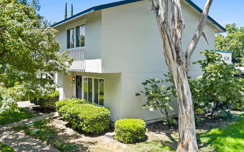 unit-e-8827 Salmon Falls Dr, Sacramento, CA, 95826-1979 | Card Image