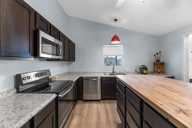 518 Marine Way, House other with 2 bedrooms, 2 bathrooms and 1 parking in Freeport TX | Image 15