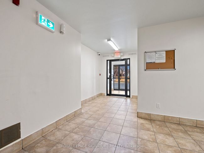 312 - 28 Victoria Ave N, Condo with 2 bedrooms, 1 bathrooms and 1 parking in Hamilton ON | Image 4