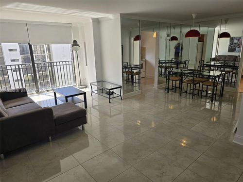 apt-819-16919 N Bay Rd, Sunny Isles Beach, FL, 33160-4219 | Card Image