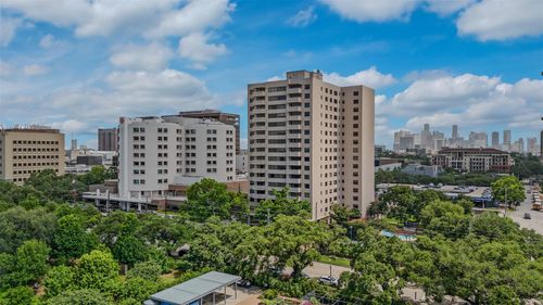 unit-5a-1400 Hermann Dr, Houston, TX, 77004-7136 | Card Image