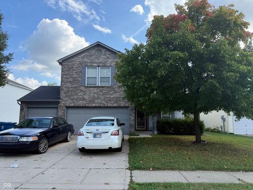 8633 Belle Union Dr, Camby, IN, 46113-8234 | Card Image