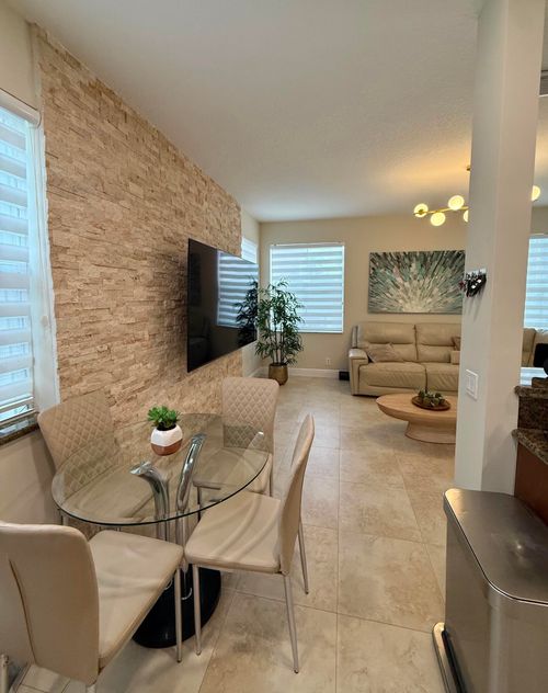 844 Falling Water Rd, Weston, FL, 33326-3553 | Card Image