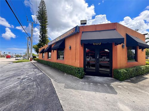 600 S Dixie Hwy W, Pompano Beach, FL, 33060-8220 | Card Image