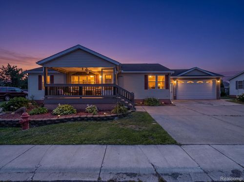 815 Jacobs Lndg, Raisinville Twp, MI, 48161-4581 | Card Image