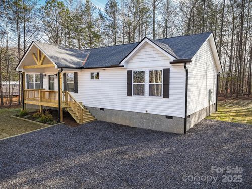 74 Ridge Way, Marion, NC, 28752-7112 | Card Image
