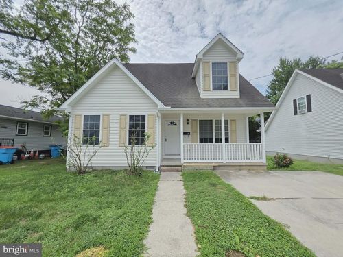 4 W Grove St, DELMAR, DE, 19940-1003 | Card Image