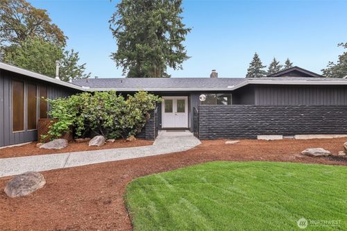 12704 Se 15th St, Vancouver, WA, 98683-6404 | Card Image
