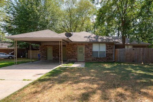 8 Steele Magnolia Dr, Greenbrier, AR, 72058-9244 | Card Image