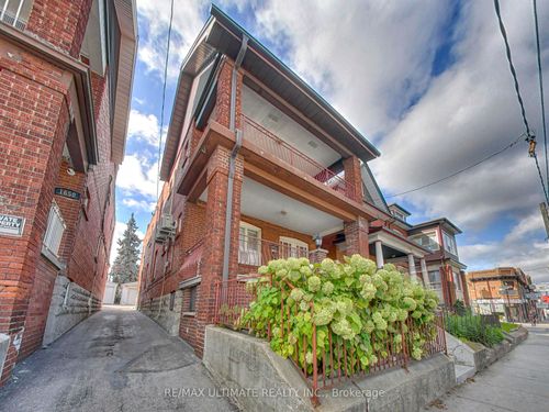 b-1652 Dufferin St, Toronto, ON, M6H3L8 | Card Image