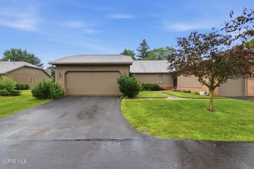 7 Meadowpond Dr, Perrysburg, OH, 43551-3172 | Card Image