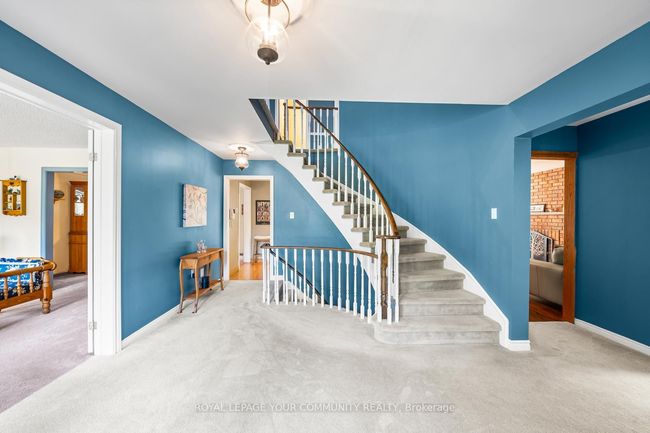 48 Lanewood Dr, House other with 4 bedrooms, 4 bathrooms and 2 parking in Aurora ON | Image 6