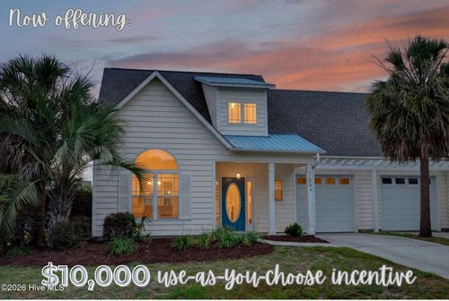 105 Phoebee Ct, Hampstead, NC, 28443-7704 | Card Image