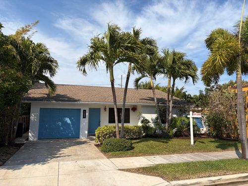 212 Dartmouth Dr, Lake Worth Beach, FL, 33460-6225 | Card Image