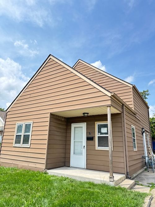 17 W 30th Pl, Steger, IL, 60475-1002 | Card Image