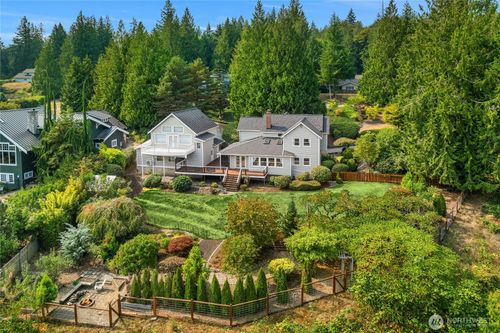 1718 292nd Pl Ne, Carnation, WA, 98014-9635 | Card Image