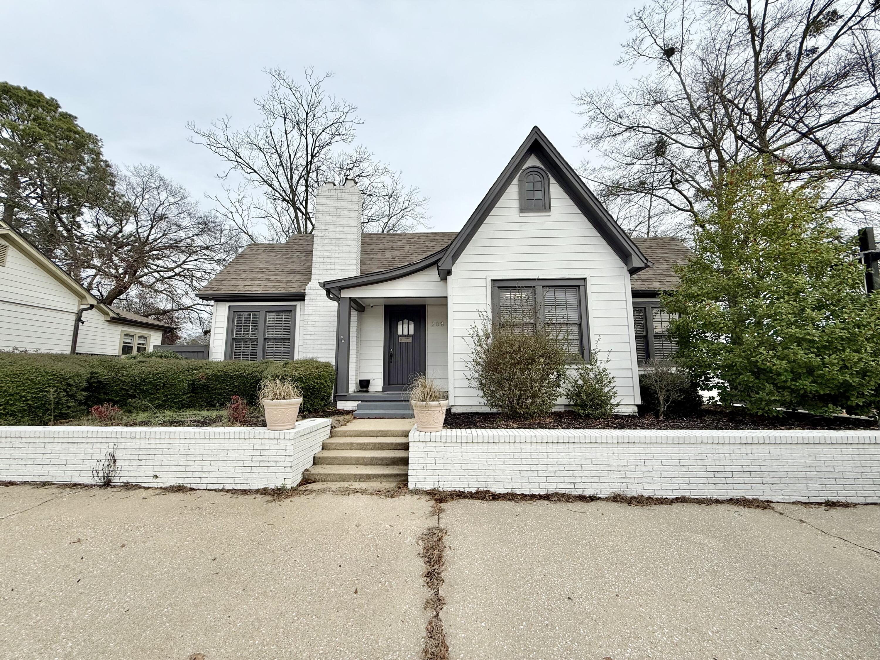 Commercial Sale in Tupelo