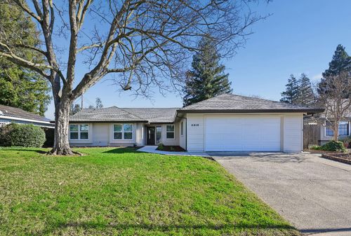 3318 Fogle Ct, Carmichael, CA, 95608-3279 | Card Image