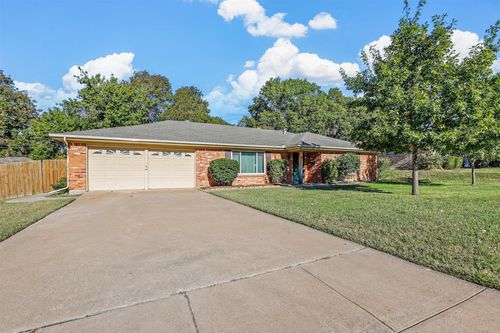 6016 Winifred Dr, Fort Worth, TX, 76133-3540 | Card Image
