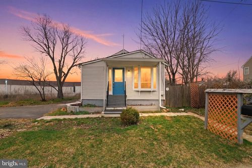 2502 Williams Ave, UPPER CHICHESTER, PA, 19014-3525 | Card Image