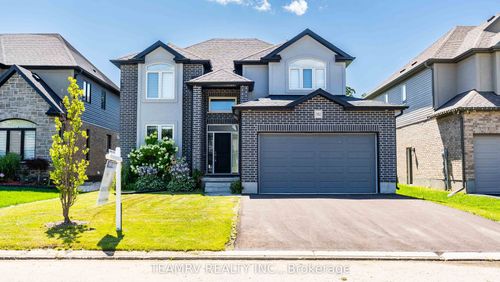 382 Masters Dr, Woodstock, ON, N4T0L2 | Card Image
