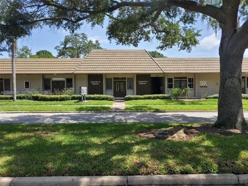 2-1016 Ponce De Leon Blvd, BELLEAIR, FL, 33756-1002 | Card Image