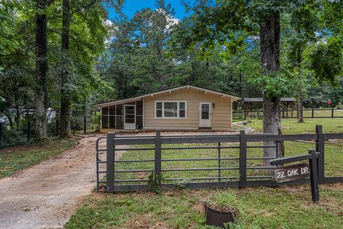 22 Oak Dr, Pine Mountain, GA, 31822-2228 | Card Image