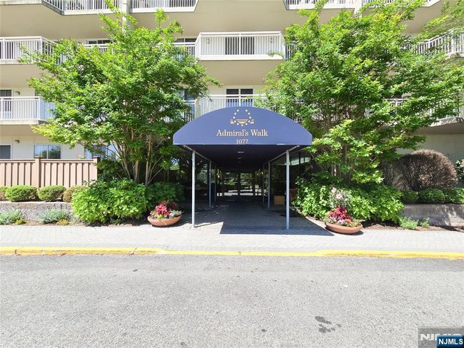 PH-6 - 1077 River Rd, House attached with 1 bedrooms, 2 bathrooms and null parking in Edgewater NJ | Image 36