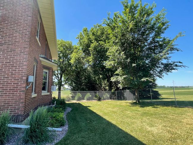 38364 200 Th St, House other with 3 bedrooms, 3 bathrooms and null parking in Springfield MN | Image 87