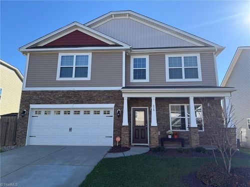 610 Spaulding St, Burlington, NC, 27215-7437 | Card Image