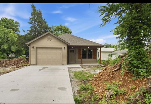 623 N Walker Street, Webb City, MO, 64870 | Card Image