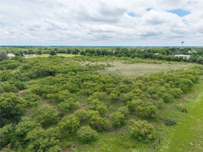 1101 W Hall St, House other with 3 bedrooms, 2 bathrooms and null parking in Bangs TX | Image 37