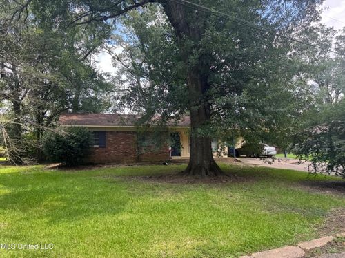 1954 Longwood Dr, Jackson, MS, 39212-2510 | Card Image