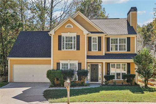 390 Manor Glen Dr, Suwanee, GA, 30024-3553 | Card Image