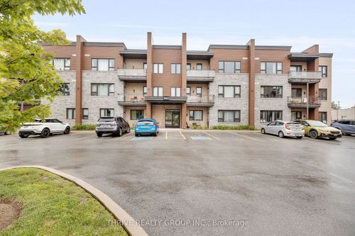301-263 Butler St, Lucan, ON, N0M2J0 | Card Image