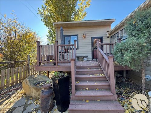 2626 Valley Dr E, Miles City, MT, 59301-5916 | Card Image