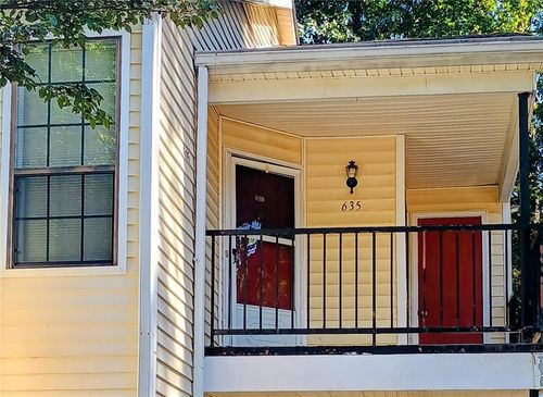 635 Windchase Ln, Stone Mountain, GA, 30083-6300 | Card Image