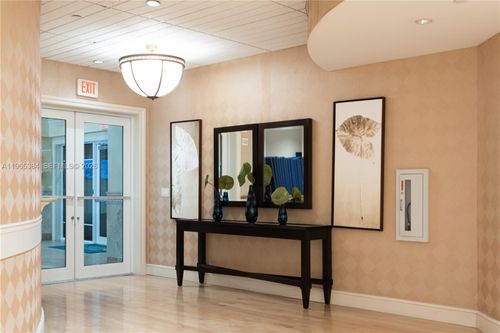 307-20000 E Country Club Dr, Aventura, FL, 33180 | Card Image