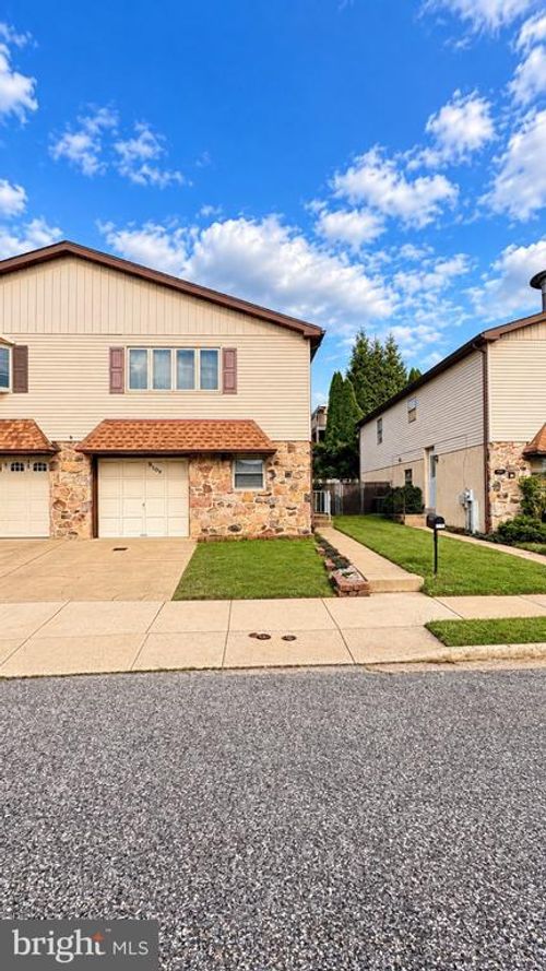 9109 Diplomat Pl, PHILADELPHIA, PA, 19115-4638 | Card Image