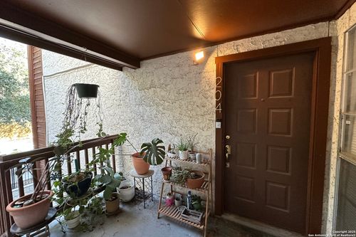 apt-b204-10527 Perrin Beitel Rd, San Antonio, TX, 78217-3199 | Card Image