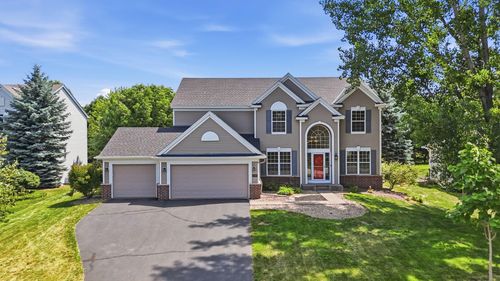 2489 Eyrie Dr, Woodbury, MN, 55129-4303 | Card Image