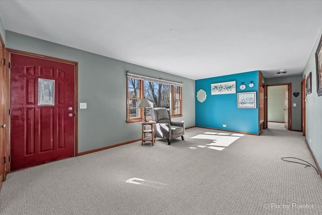 208 N Wisconsin St, House other with 3 bedrooms, 2 bathrooms and 8 parking in Carpentersville IL | Image 5